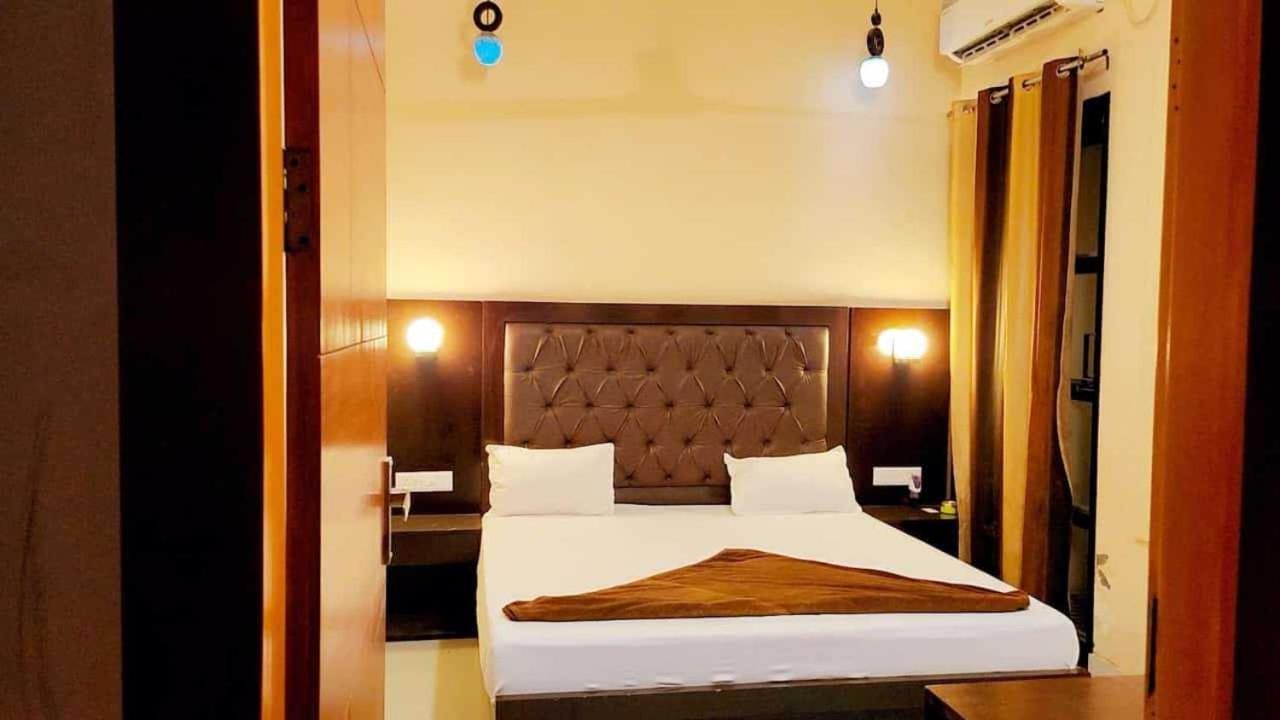 Hotel O The Miraj Sonipat Bagian luar foto